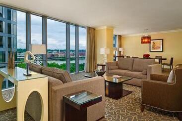 ホテル Le Méridien Arlington