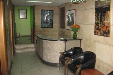 בית מלון כפרי Monserrate