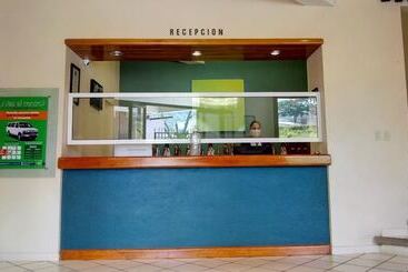 Villas Del Sol Hotel & Bungalows