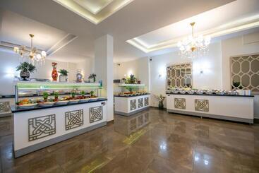 Mavi Deniz Otel   All Inclusive