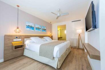 هتل آپارتمان Valentin Somni Hotel & Suites