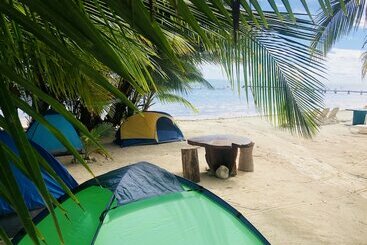 Отель Camping Lunas Bar