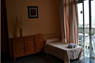 Apartamentos Jucar