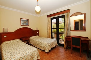 Apartamentos Punta Marina