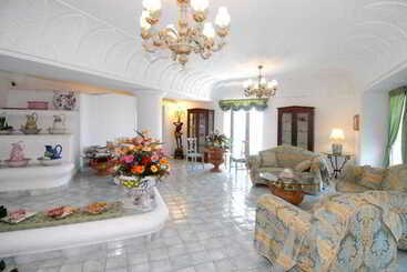 호텔 Albergo La Conca Azzurra