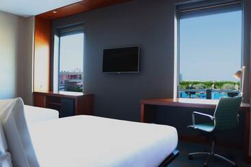 ホテル Aloft Abu Dhabi