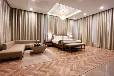 ホテル Centre Point