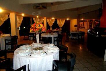 ホテル Harbor Inn Londrina