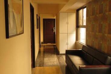 هتل Jyoti Dwelling