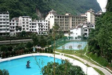 Hotel New West Street International