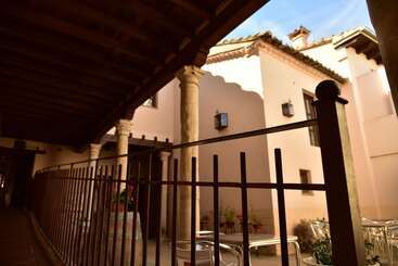 田舎風ホテル Palacio Rejadorada