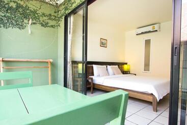 فندق Khaolak Tony Lodge