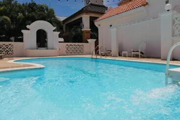 호텔 Villa Centro Hua Hin