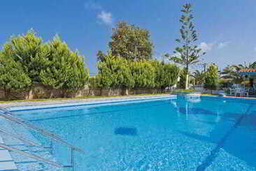 Апартаменты Koukouras