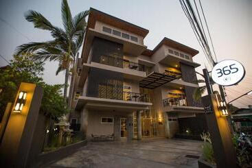 Studio 365 Serviced Apartments