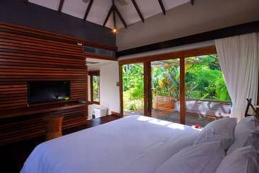 Zara Beach Resort Koh Samui