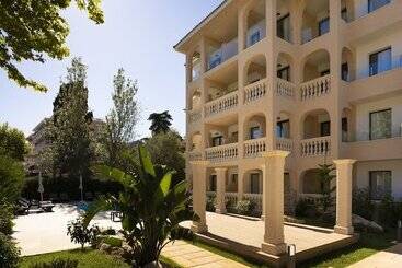 Apartamentos Sinfony