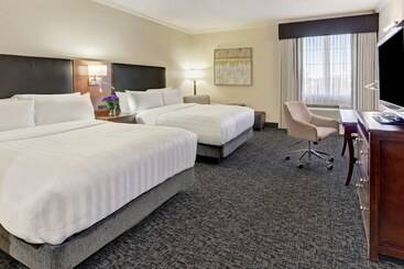 هتل Best Western Plus Downtown Inn & Suites