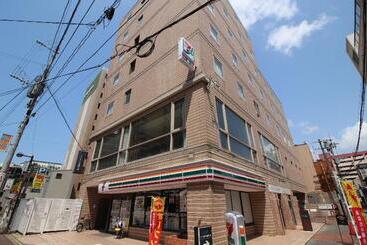 Court Hotel Fukuoka Tenjin