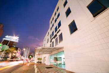 Tama Hotel Granada Real Cali