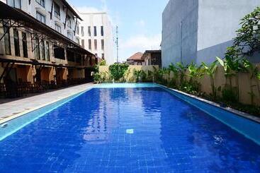 فندق Grand Santhi