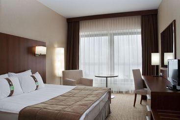هتل Holiday Inn Samara, An Ihg