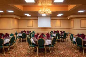 فندق La Quinta By Wyndham Fairbanks Airport