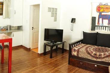 هتل La Rozada Suites