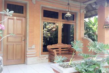 هتل Puri Dalem Cottages