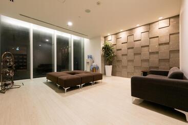 בית מלון כפרי Resol Trinity Sapporo