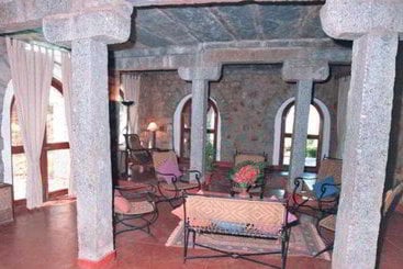 בית מלון כפרי Taj Club House