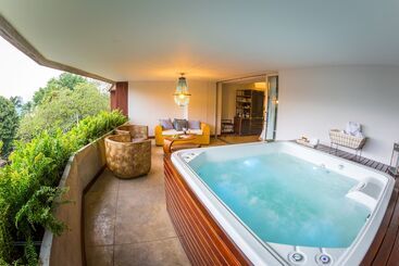 ホテル The Charlee