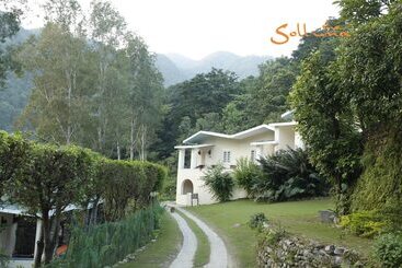호텔 The Solluna Resort