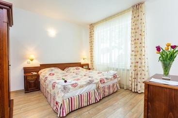 فندق The Stream Resort