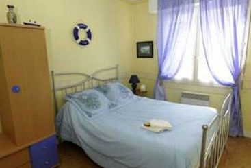 Maison d'Hotes Joliot Curie Bed & Breakfast