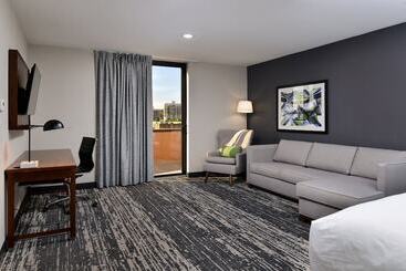 مُتل Four Points By Sheraton Omaha Midtown
