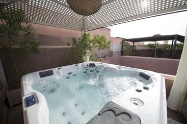Riad Vendome & Spa