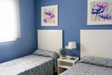 Отель Mena Plaza