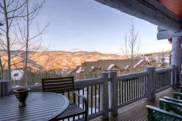 فندق Bachelor Gulch Village