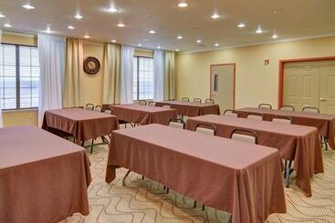 בית מלון כפרי Comfort Suites Roanoke   Fort Worth North