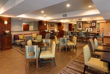 فندق Hampton Inn South Plainfield Piscataway
