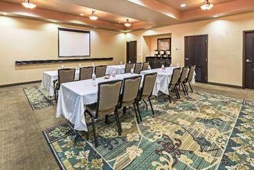 בית מלון כפרי Hampton Inn & Suites Lake Jacksonclute