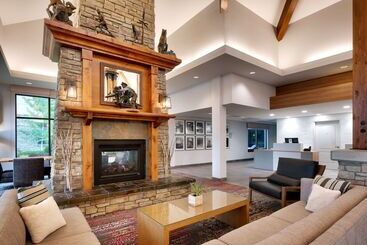 هتل Hilton Garden Inn Bozeman