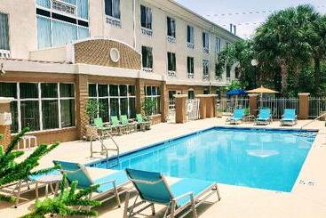 호텔 Holiday Inn Express & Suites Jacksonville South I 295, An Ihg