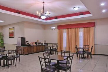 酒店 La Quinta By Wyndham Alice