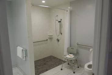 هتل Pavilion Inn