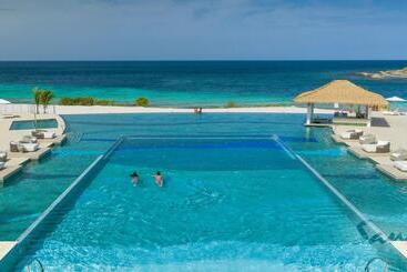 酒店 Santa Barbara Beach & Golf Resort