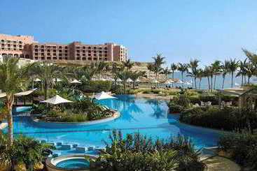 Shangri La's Barr Al Jissah Resort & Spa Al Bandar