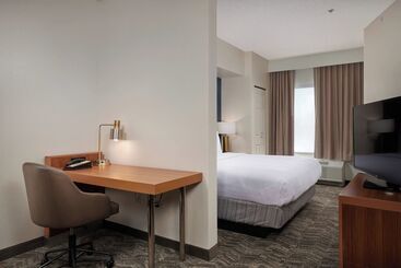 هتل Springhill Suites By Marriott Baton Rouge North / Airport