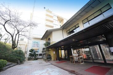 בית מלון כפרי Washu Blue Resort風籠 Kasago